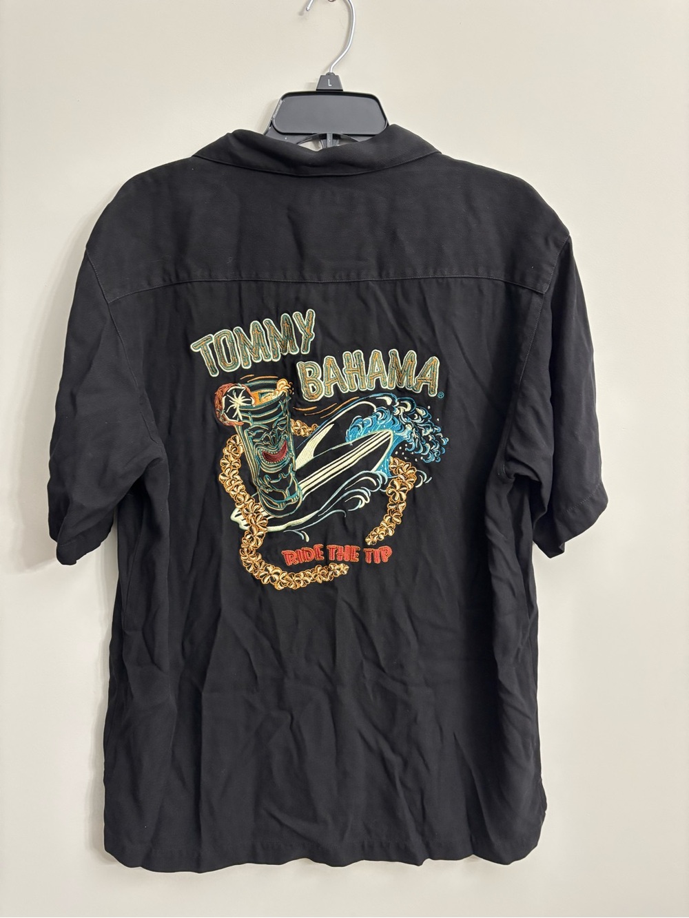 Tommy Bahama Black Short-Sleeve Graphic Camp Shirt with Multicolor Surf Tiki Art